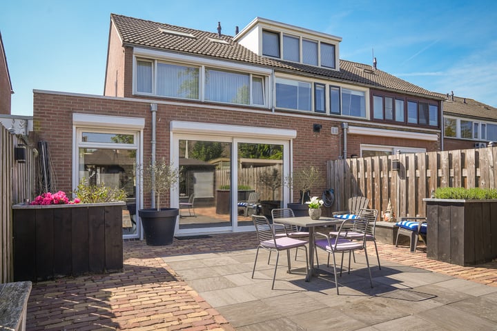 Middelveld 118 in Druten