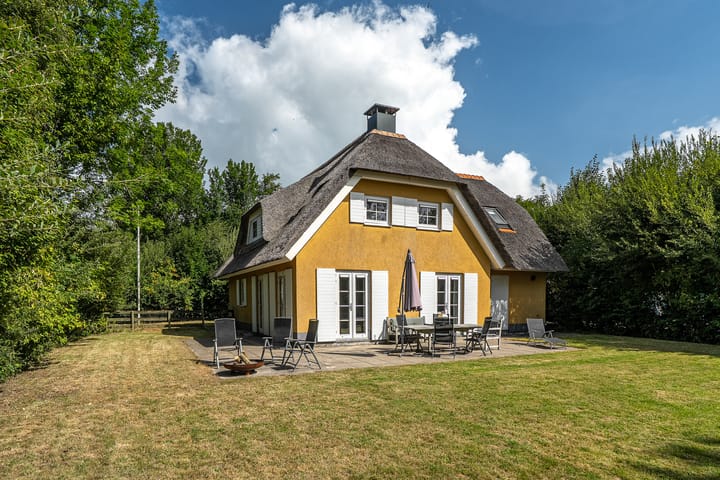 Photo of property Middelweg 21A, Stavoren