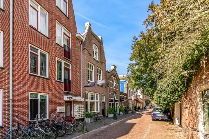 Middelweg 30A in Leiden