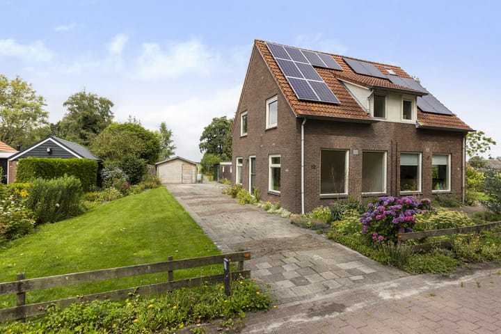 Midden 53 in Wapserveen photo