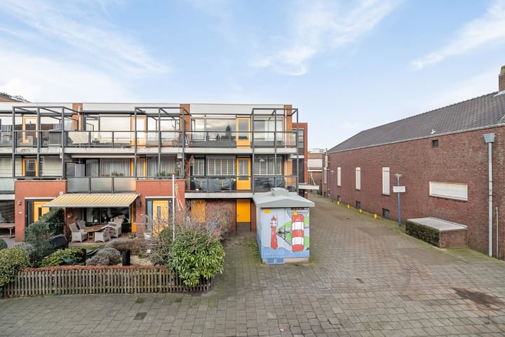 Midden-Scheepvaartstraat 29 in Hoek van Holland