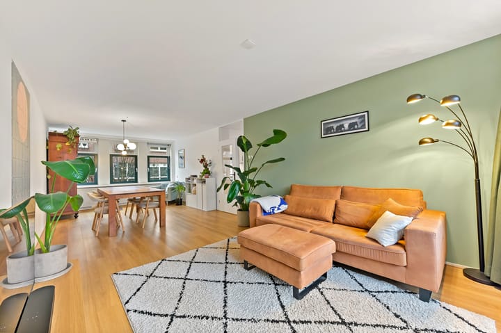 Photo of property Middenhoefstraat 19-02R, Rotterdam