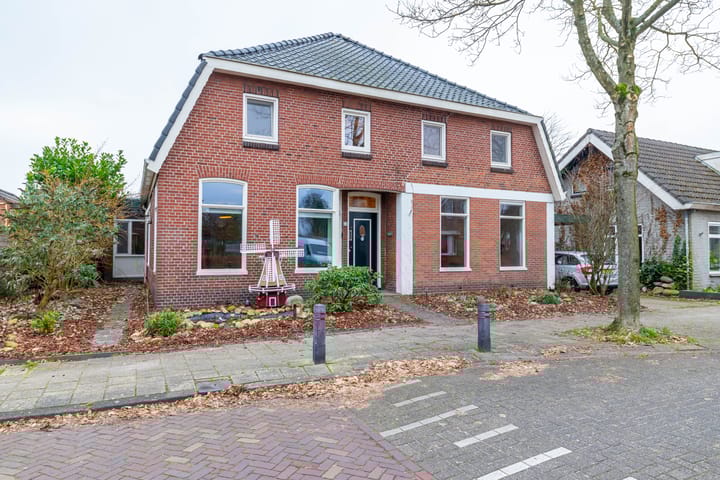 Photo of property Middenstraat 24, Sappemeer