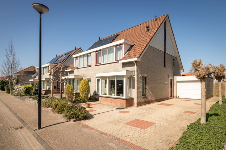 Photo of property Middenweg 123, Bovenkarspel
