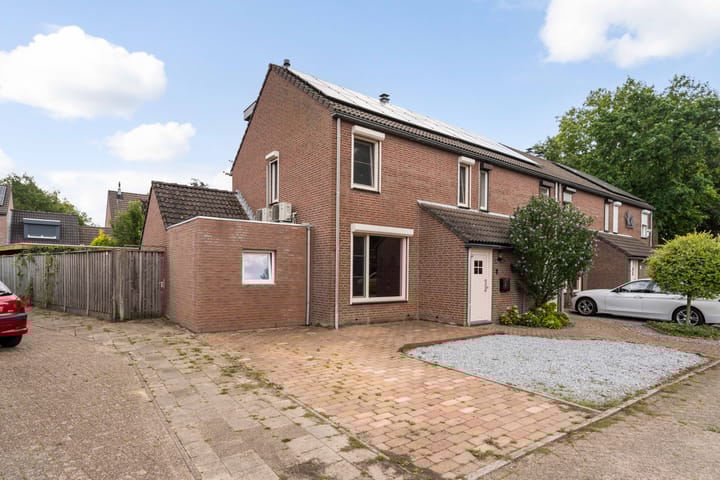 Photo of property Mimosastraat 28, Weert