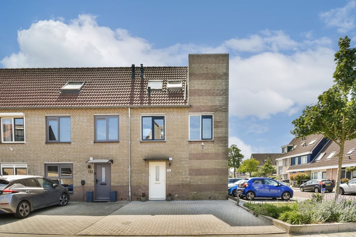 Mina Krüseman-erf 184 in Dordrecht foto