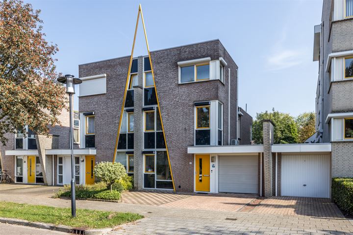 Minister Ruysstraat 32 in Geleen