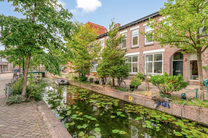 Minnebroersgracht 10 in Leiden