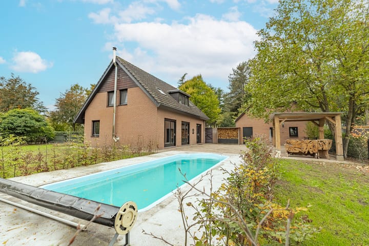 Minnelingsebrugstraat 10 in Achtmaal