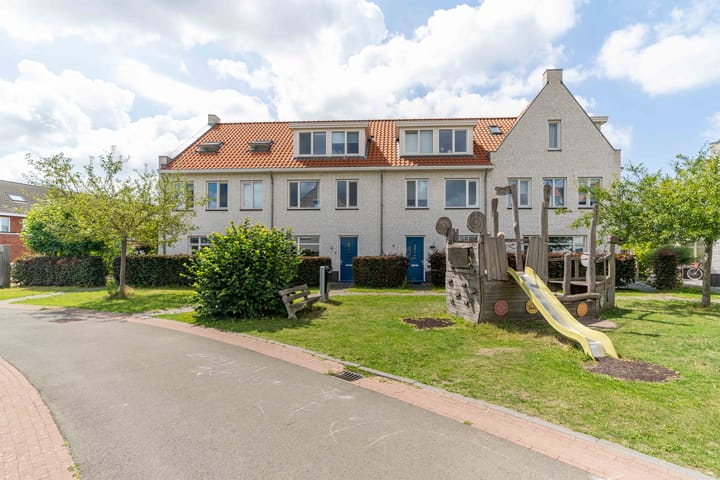 Mirabelle 5 in Rijswijk photo