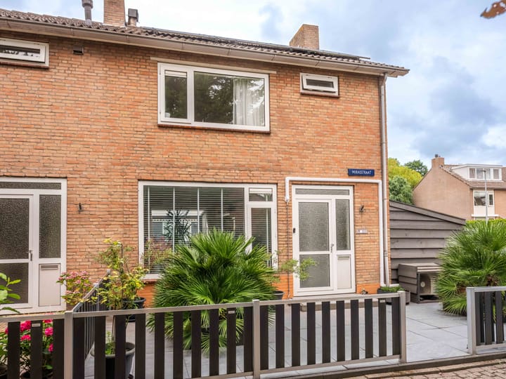 Mirasstraat 11 in Oudorp