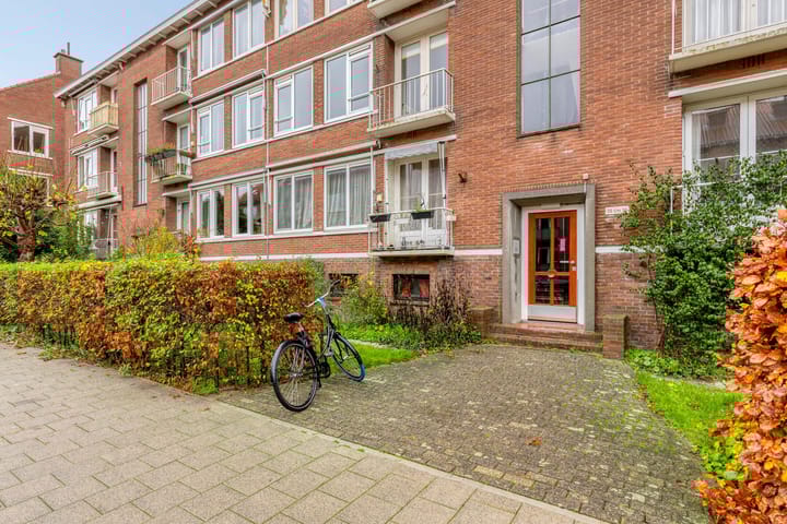 Moddermanstraat 28 in Leiden foto