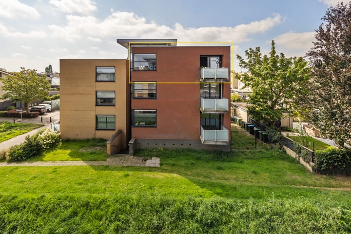 Moerasberg 31 in Roosendaal