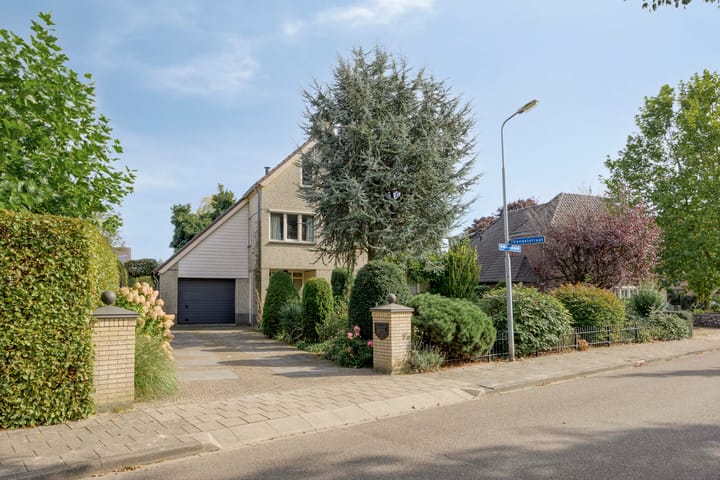 Moerkamp 42 in Beugen
