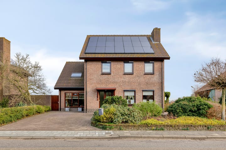 Photo of property Moerstraatseweg 76, Moerstraten