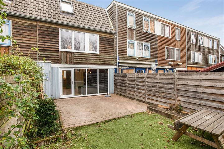 Photo of property Moessorgskystraat 18, Almere