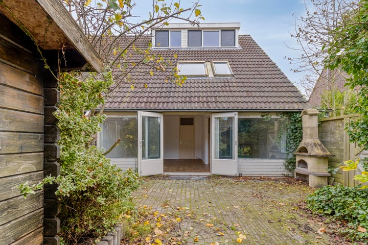 Photo of property Molbord 16, Hellevoetsluis