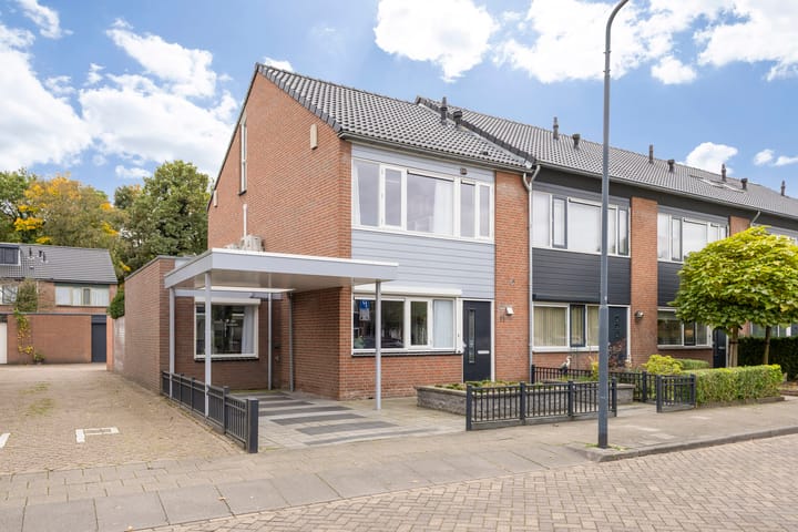 Molenakker 11 in Vught