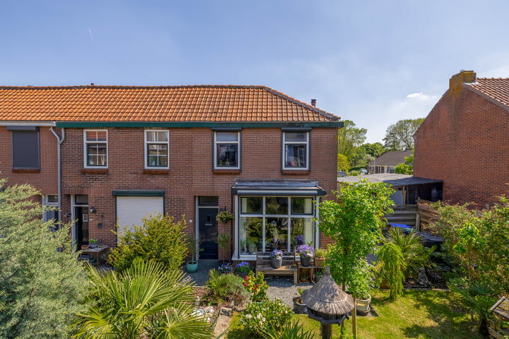 Molendijk 20 in Herkingen