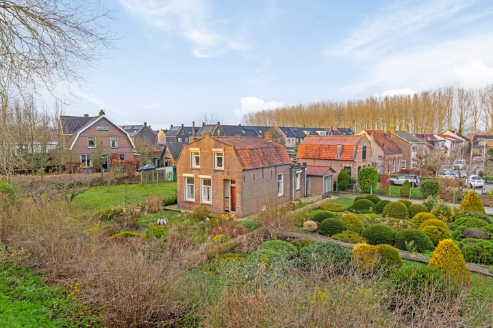 Molendijk 28 in Stad aan 't Haringvliet