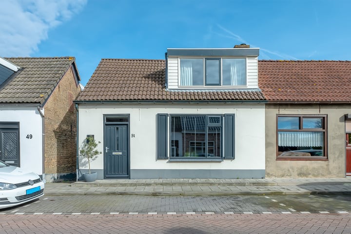 Photo of property Molendijk 51, Dinteloord