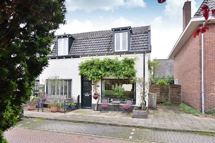 Molenlaan 29 in Bussum