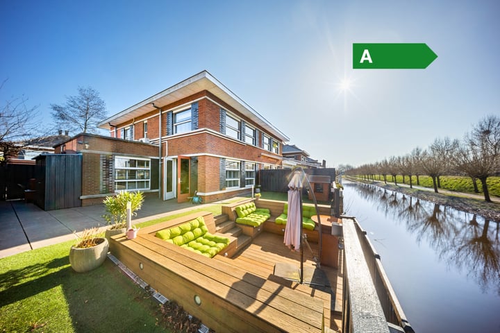 Photo of property Molenpolderstraat 21, 's-Gravenhage