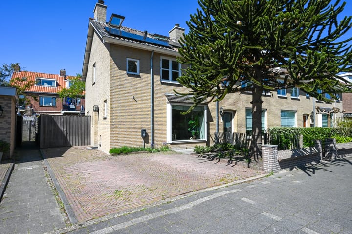 Molenstraat 102 in Monster