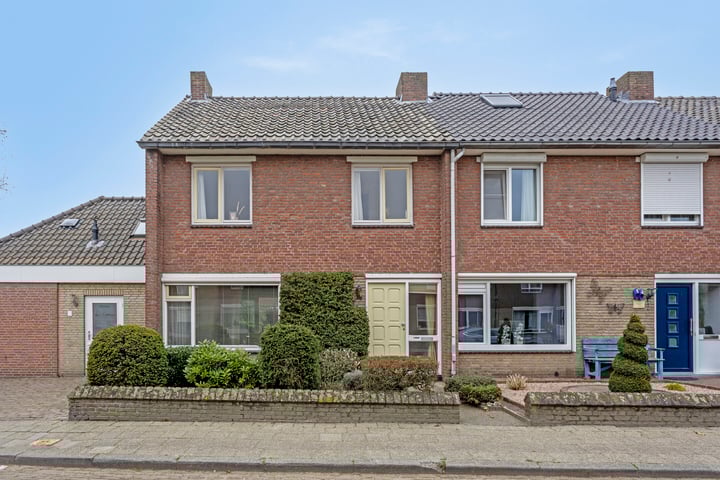 Photo of property Molenstraat 16, Maarheeze
