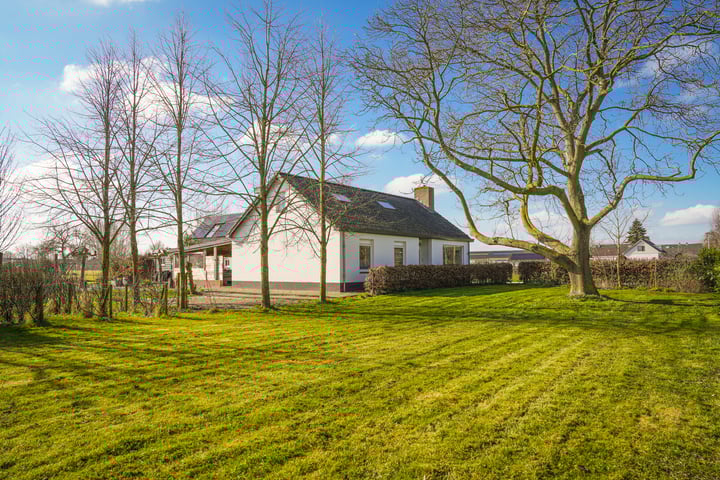Photo of property Molenstraat 50, Ophemert