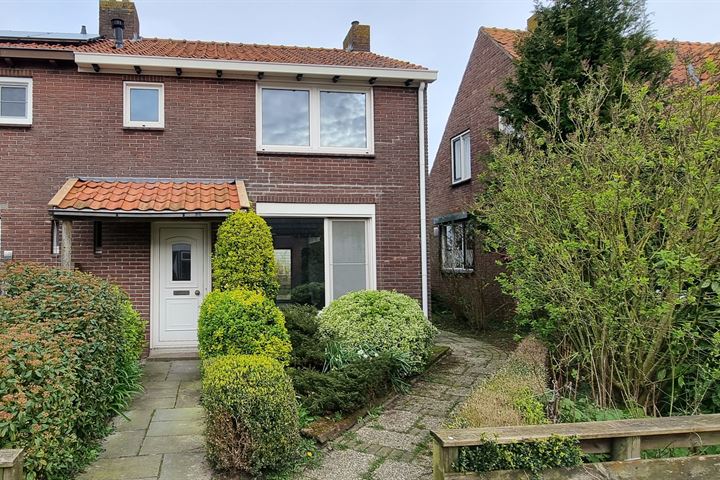 Photo of property Molenstraat 71, Waterlandkerkje
