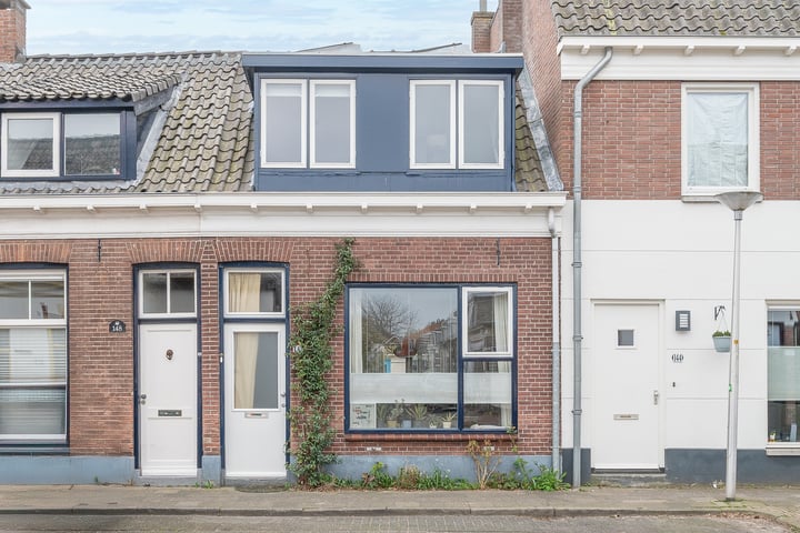 Photo of property Molenweg 146, Zwolle