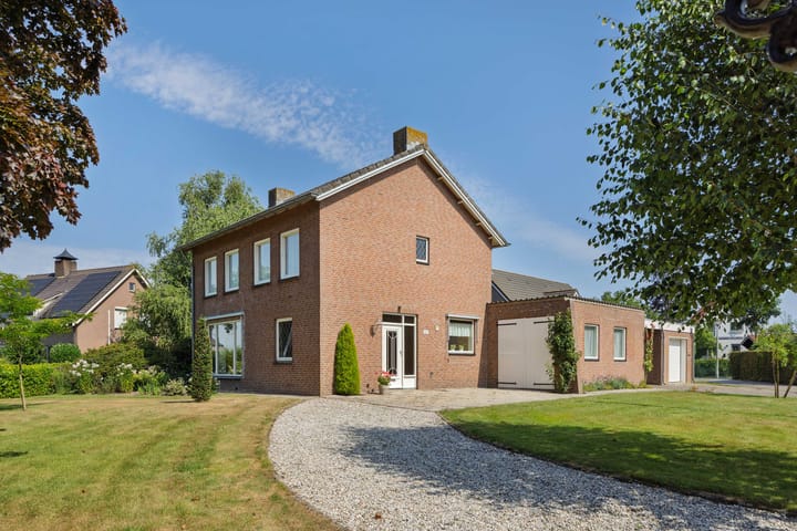 Photo of property Molenweg 20, Lithoijen