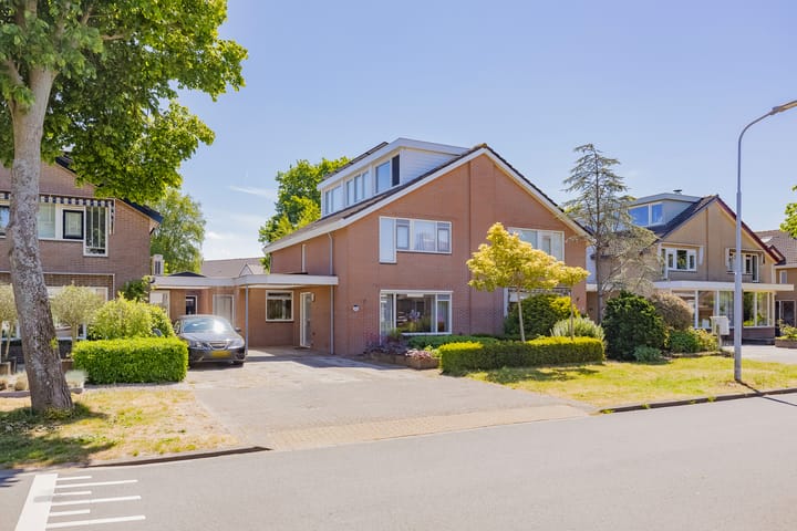 Photo of property Molenweg 21, Limmen