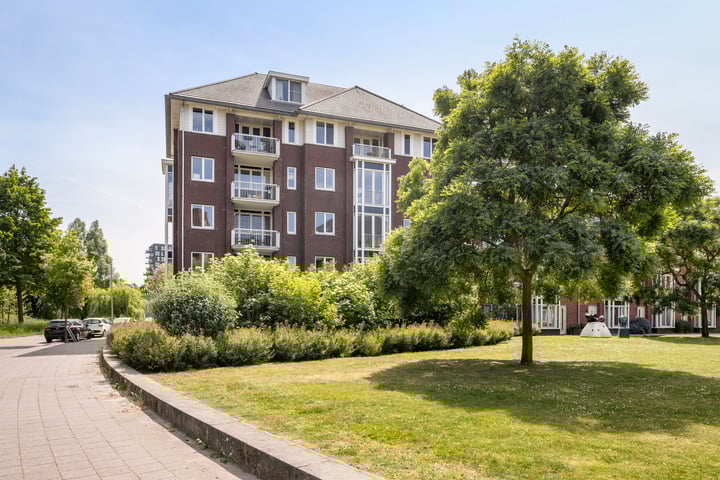 Photo of property Molenweide 11, Delft