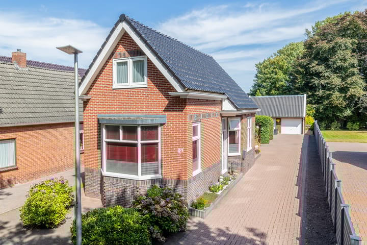 Photo of property Molenwijk 37, Stadskanaal