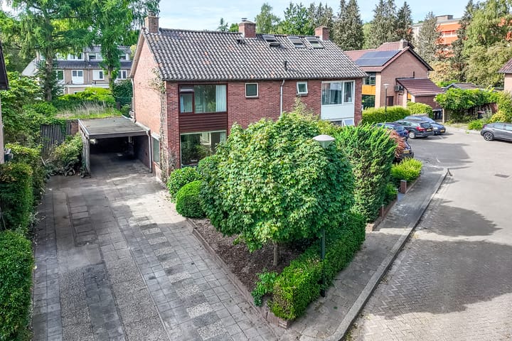 Mondriaanstraat 11 in Apeldoorn foto
