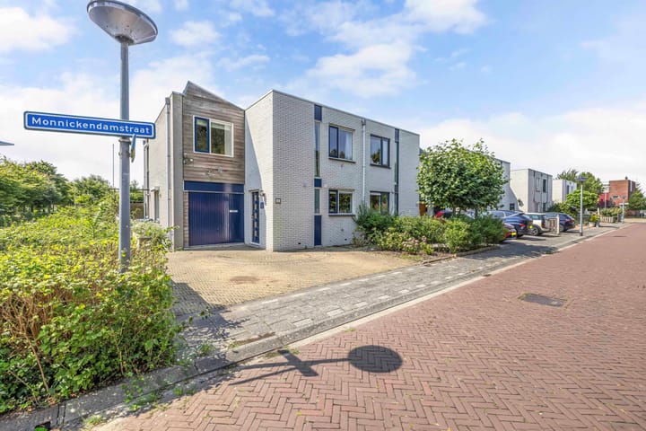 Monnickendamstraat 26 in Lelystad