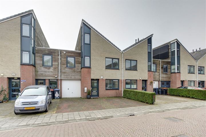 Monnickendamstraat 57 in Lelystad