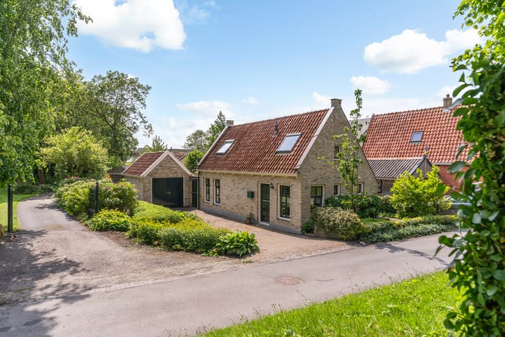 Monnikebildtdijk 10 in Oudebildtzijl