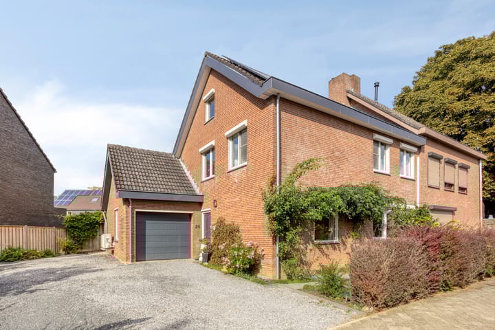 Photo of property Monseigneur Schrijnenstraat 24, Maastricht