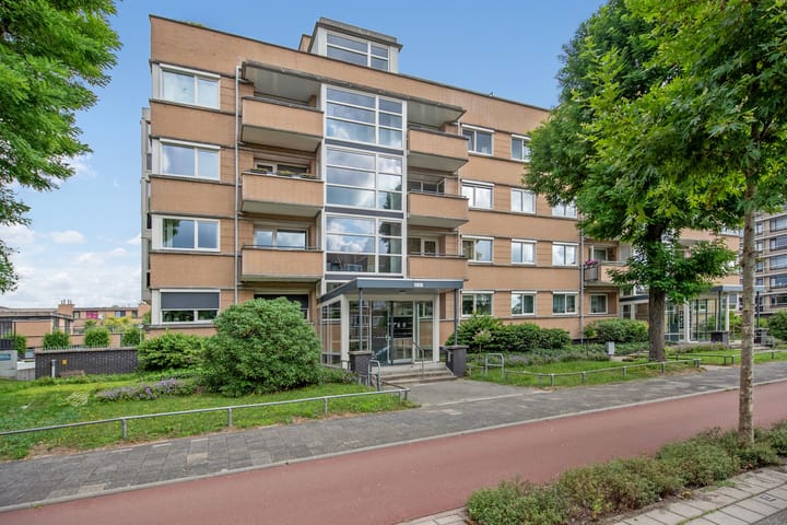 Monseigneur van Steelaan 57F in Voorburg