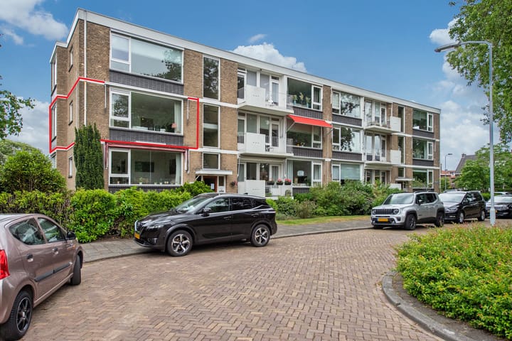 Montessoristraat 22 in Voorburg