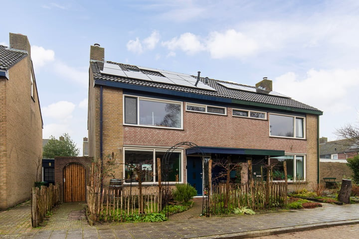 Montgomerystraat 35 in Huijbergen