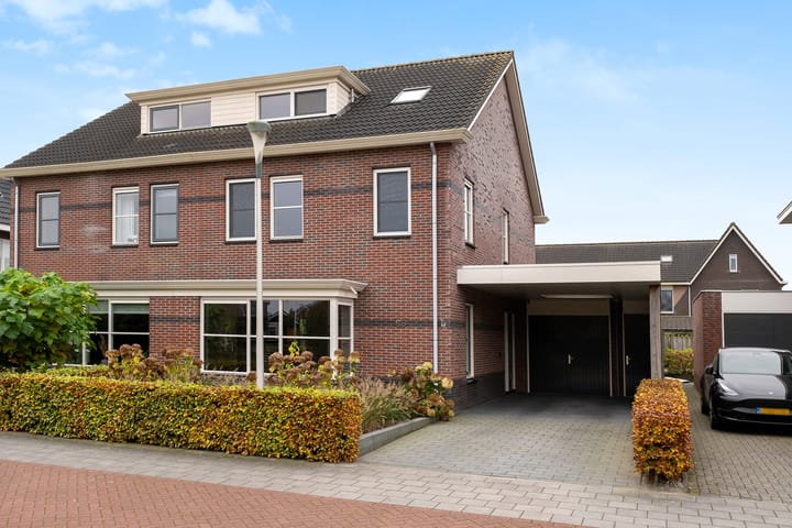 Photo of property Moonenlaan 66, Hardenberg