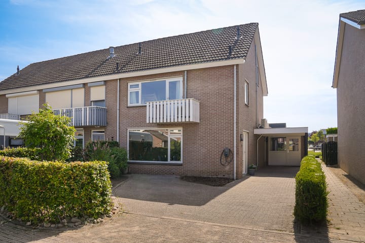 Morelstraat 13 in Beneden-Leeuwen