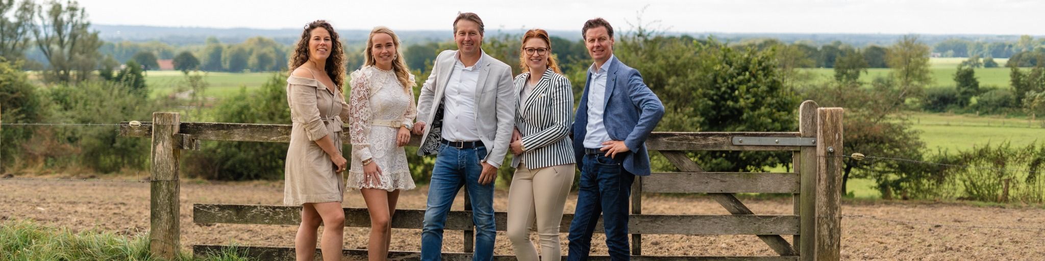 Team foto van Morskieft De Twentsche Makelaar | Buitenstate