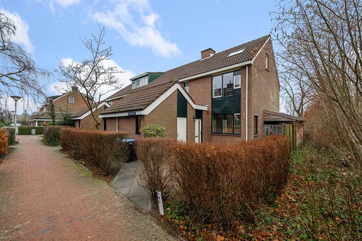 Mosterdland 2 in Koog aan de Zaan