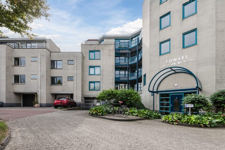 Photo of property Mozartdreef 118, Harderwijk