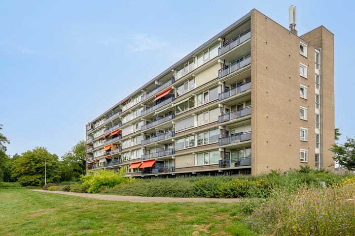 Photo of property Mozartstraat 38, Almelo